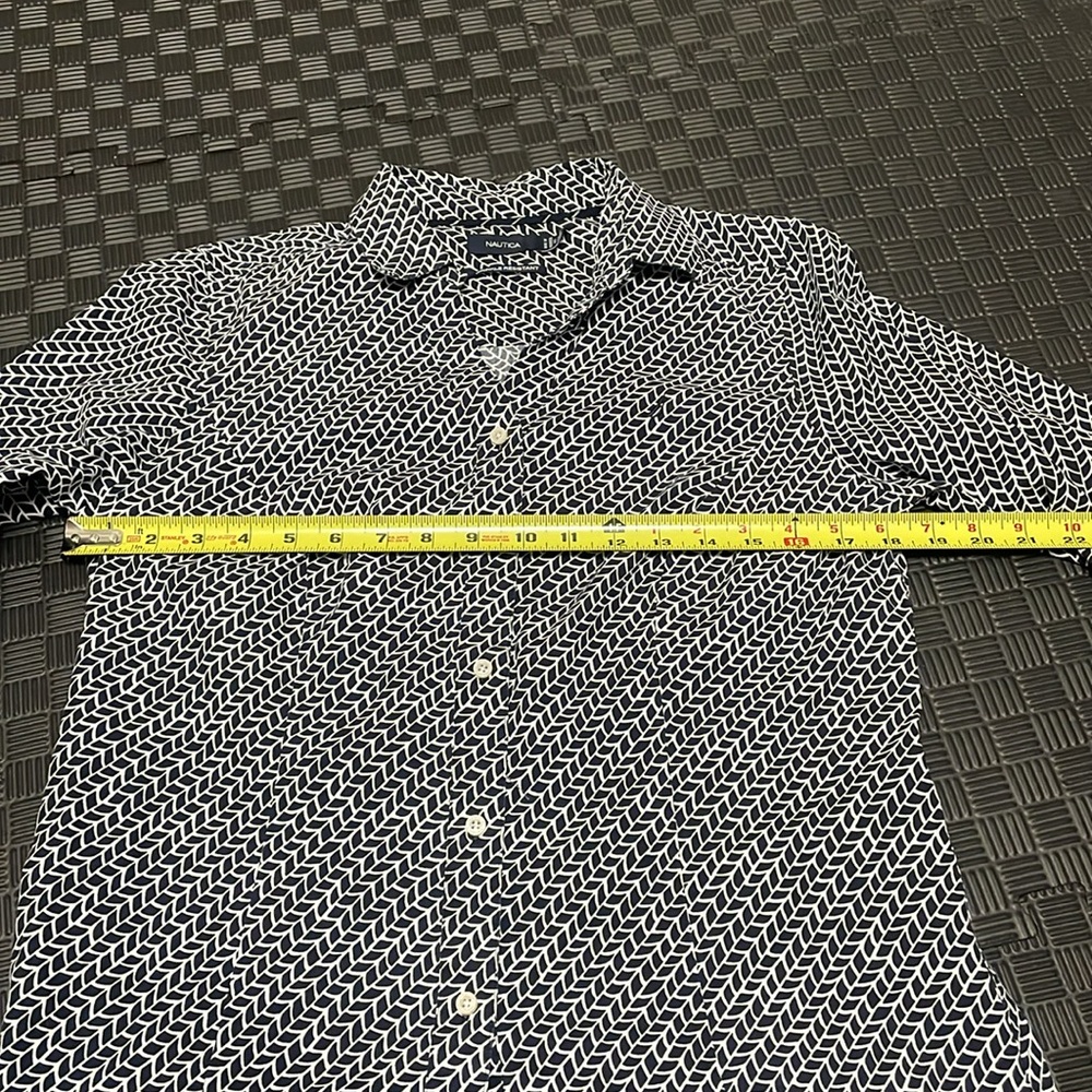 Nautical Wrinkle Resistant Button Down Shirt Size… - image 3